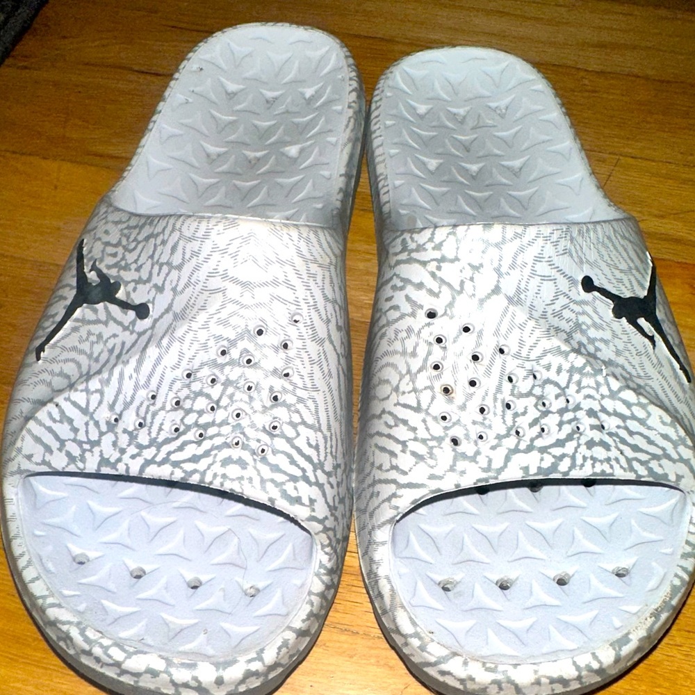 Nike Jordan’s men’s super.fly team slide - size 9